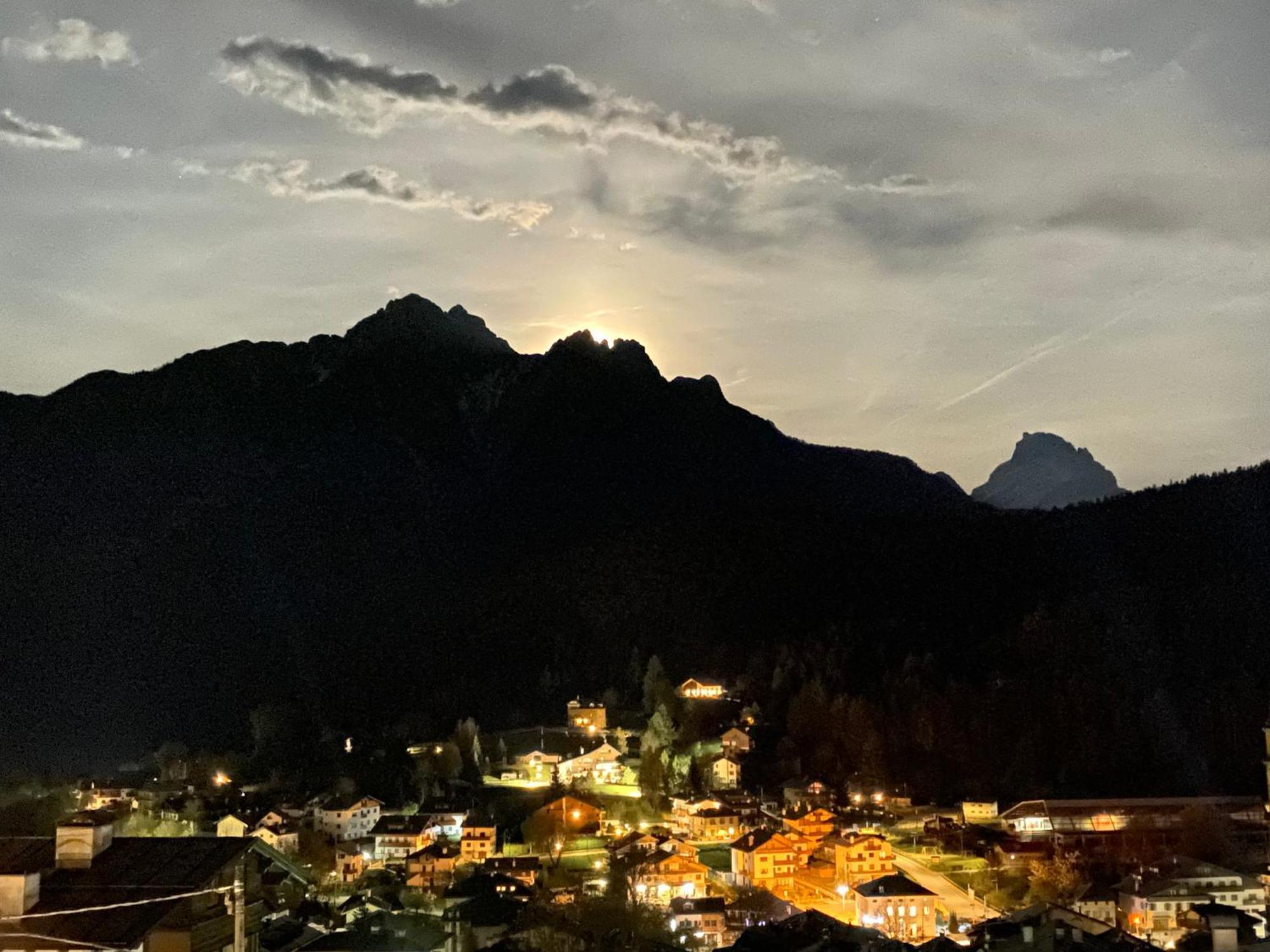 Reggia Al Sole Apartment Pieve di Cadore Bagian luar foto